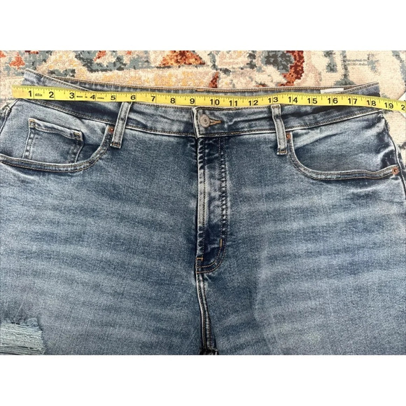 NWT Old Navy High Rise Curvy O.G. Straight Secret Smooth Pockets Blue Sz 18 - Picture 10 of 13